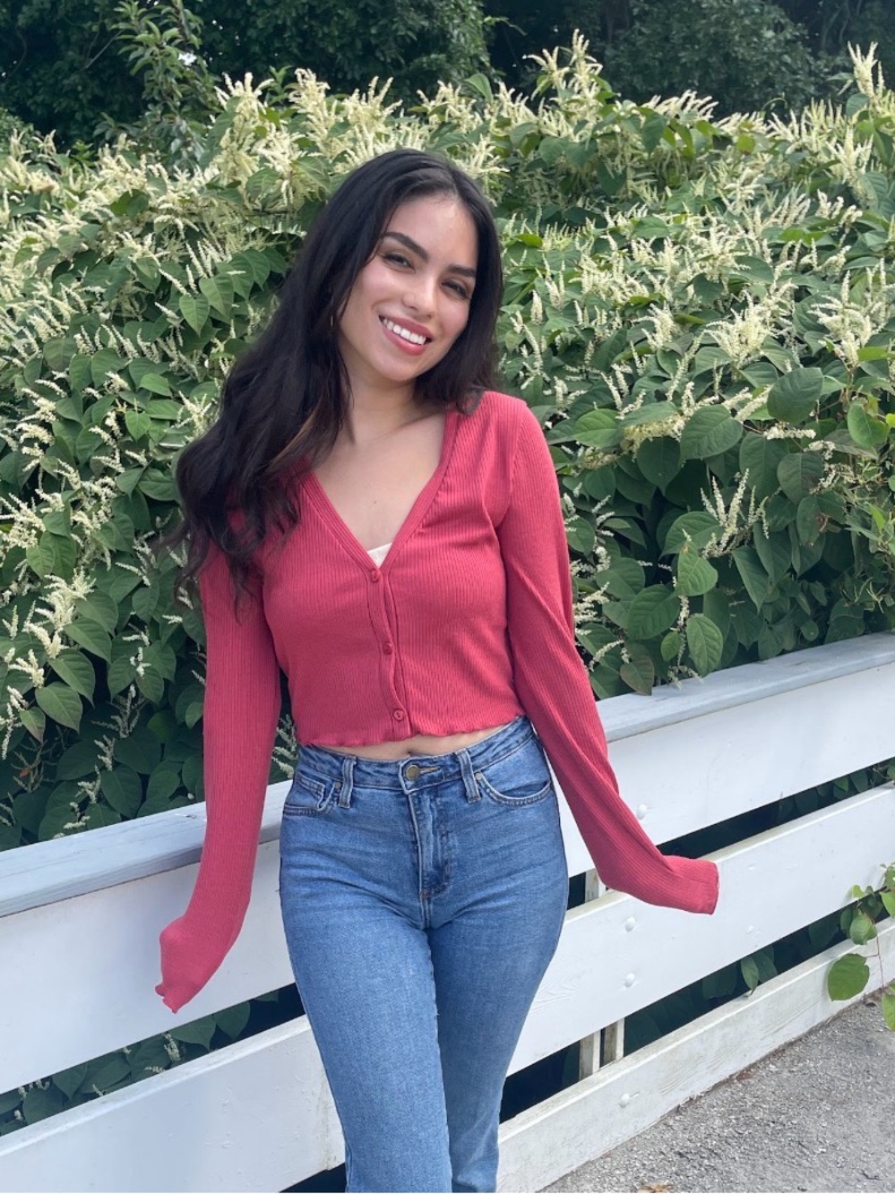Love Tree Rose Ribbed V-Neck Button Crop Top
